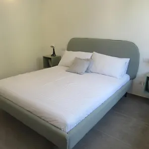 Make A Wish - Near The Center With Private Parking Apartment Como