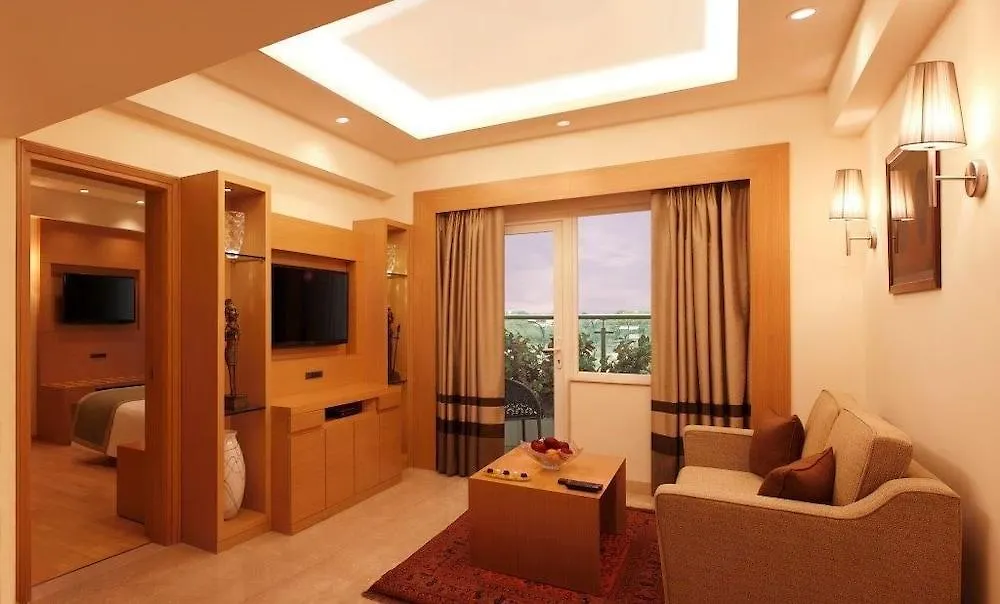 Lemon Tree Premier, Delhi Airport Hotel New Delhi