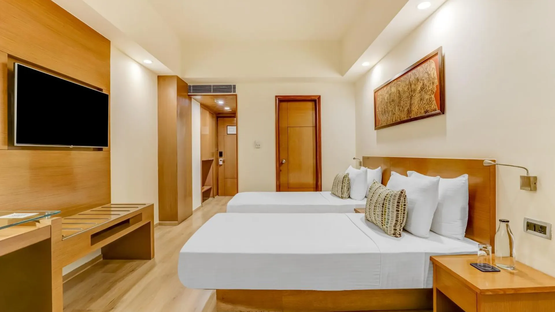 Lemon Tree Premier, Delhi Airport Hotel New Delhi