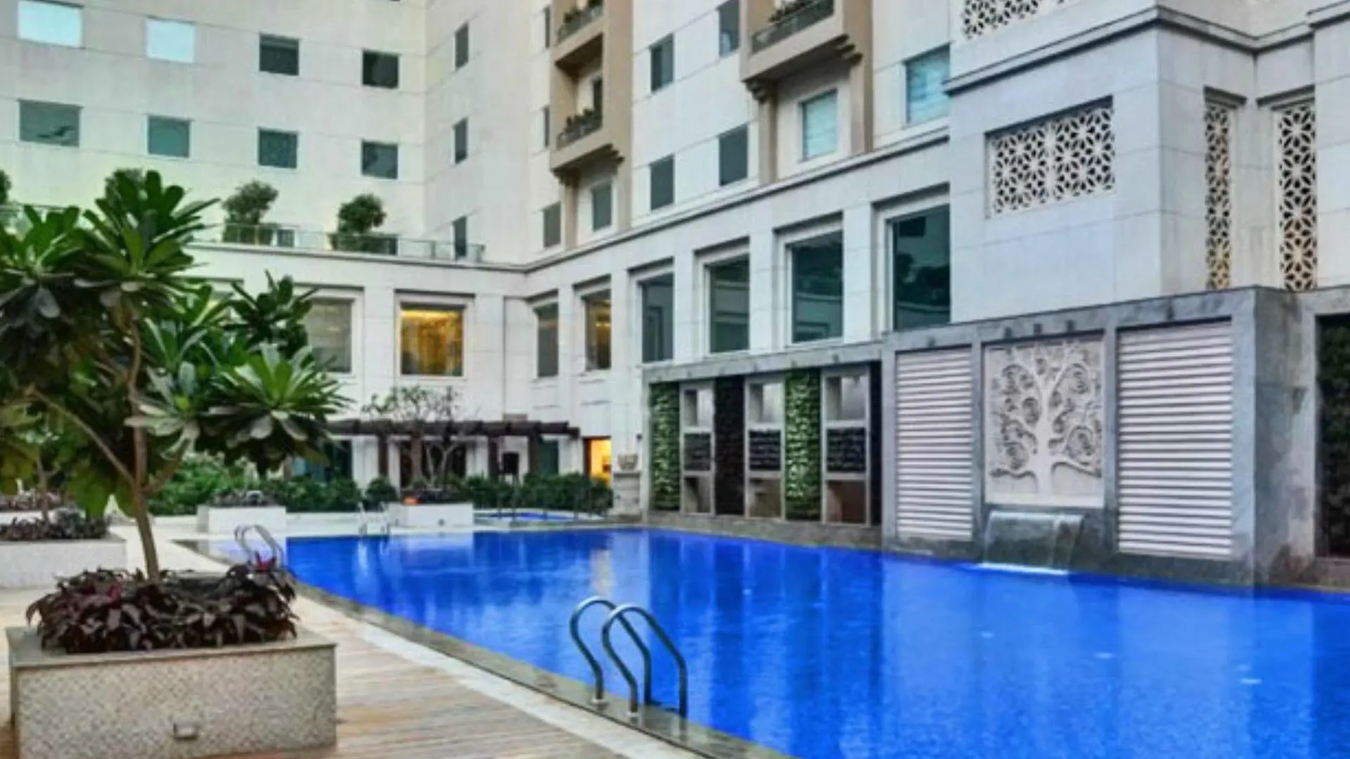 Lemon Tree Premier, Delhi Airport Hotel New Delhi